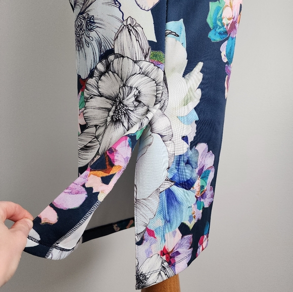 NWT ASOS Women's Floral Dress, size 2 - Picture 7 of 10